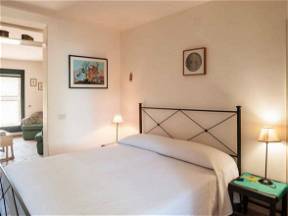 Casa Guardia. Two-room Apartment Near Sea