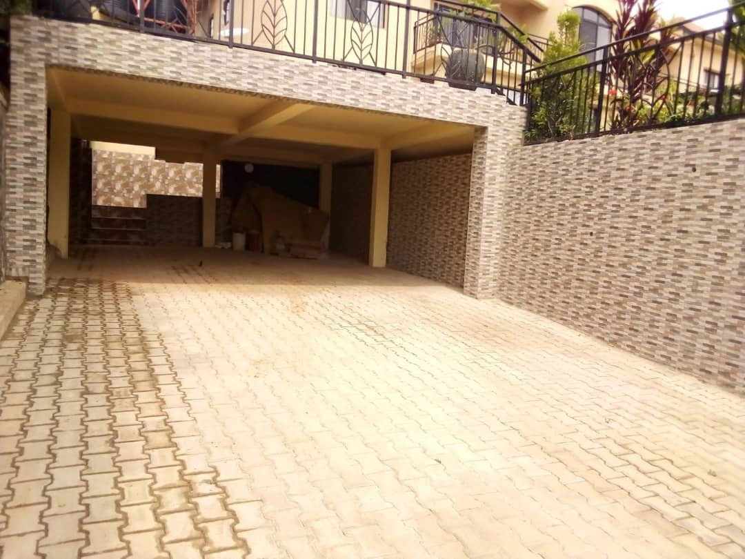 Tutta La Casa Kigali 241179