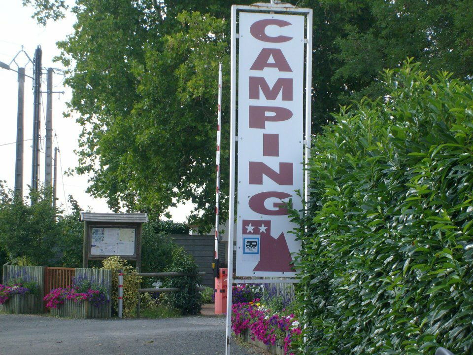 Estudio Independiente Saint-Aubin-Château-Neuf 162586