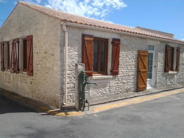 Roomlala | Casa para alugar perto da praia de La Giraudière 