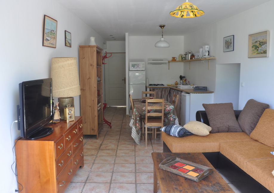 Estudio Independiente La Tour-d'Aigues 238538