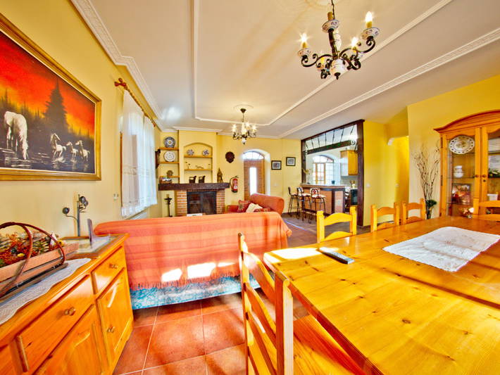 Tutta La Casa Ciudad Rodrigo 198112-3