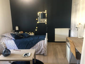 Roomlala | Casas de familia / terraza jardín / 50 m de la parada de autobús