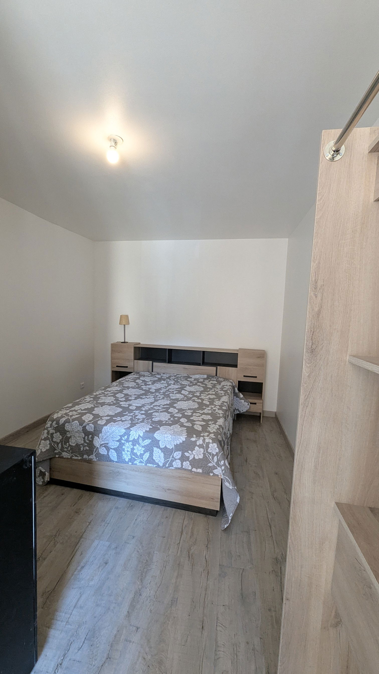 Monolocale Indipendente Sury-le-Comtal 613723