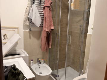 Habitación en casa del anfitrión en renta en Roma - foto 4 : baño-4