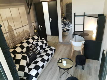 Roomlala | Cergy, Pokój do wynajęcia w mieszkaniu współdzielonym
