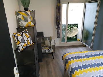 Roomlala | Cergy, Pokój do wynajęcia w mieszkaniu współdzielonym