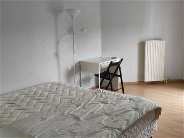 Roomlala | Cergy-pontoise: Schlafzimmer 2 In Wohngemeinschaft Schöne Maisonette 106m²