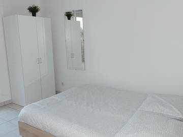 Room For Rent Cergy 225830