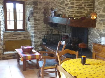 Logement Entier Saint-André-De-Lancize 71556-7