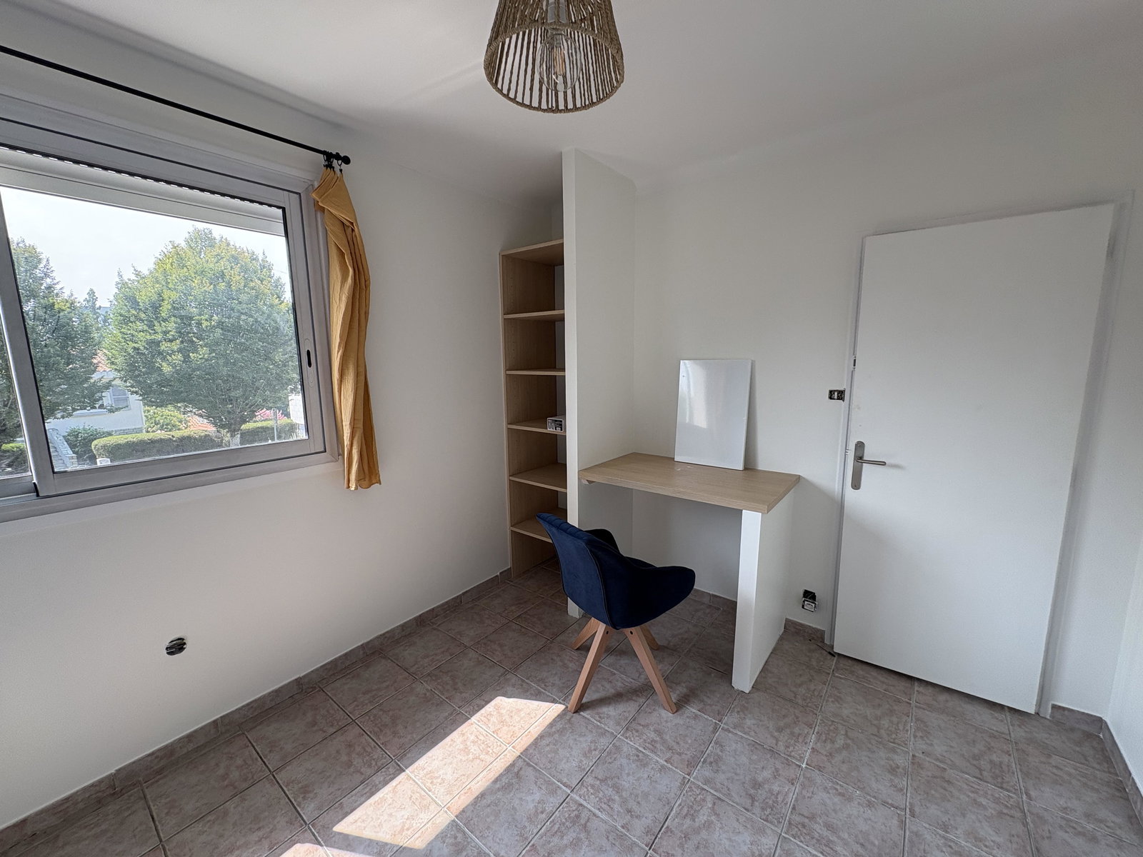 Kolokasie La Roche-sur-Yon 662943