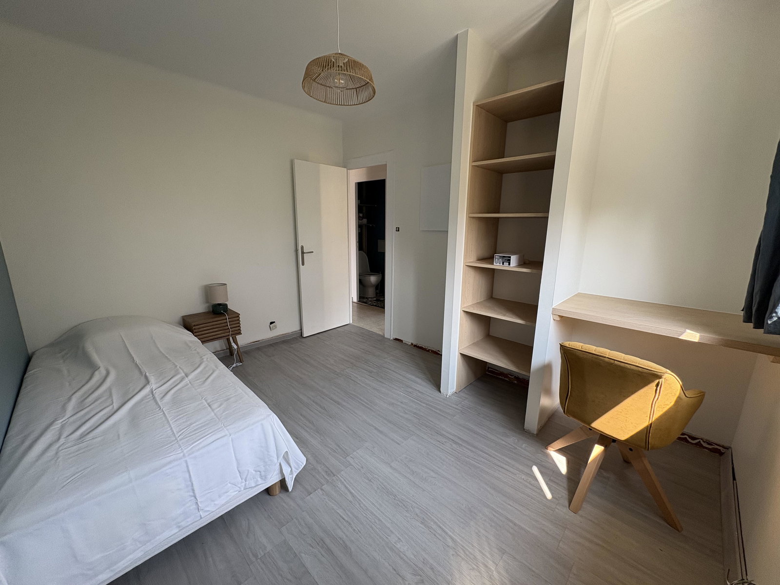 Kolokasie La Roche-sur-Yon 662943