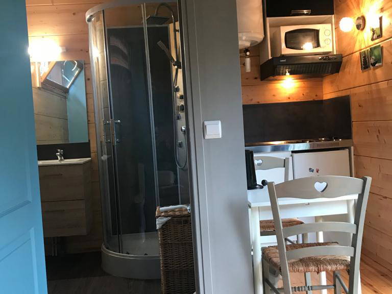 Entire Home Plailly 261575-3