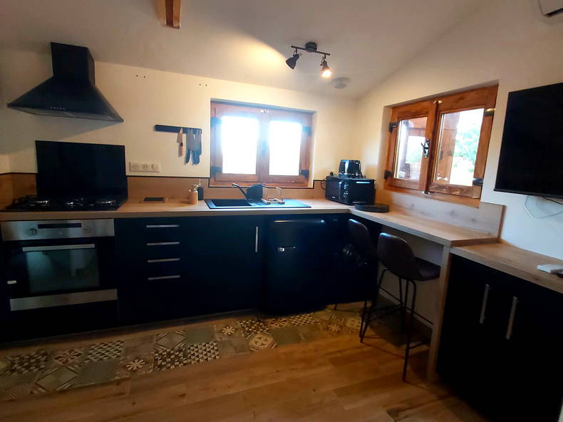 Entire Home Le Teil 262201-4