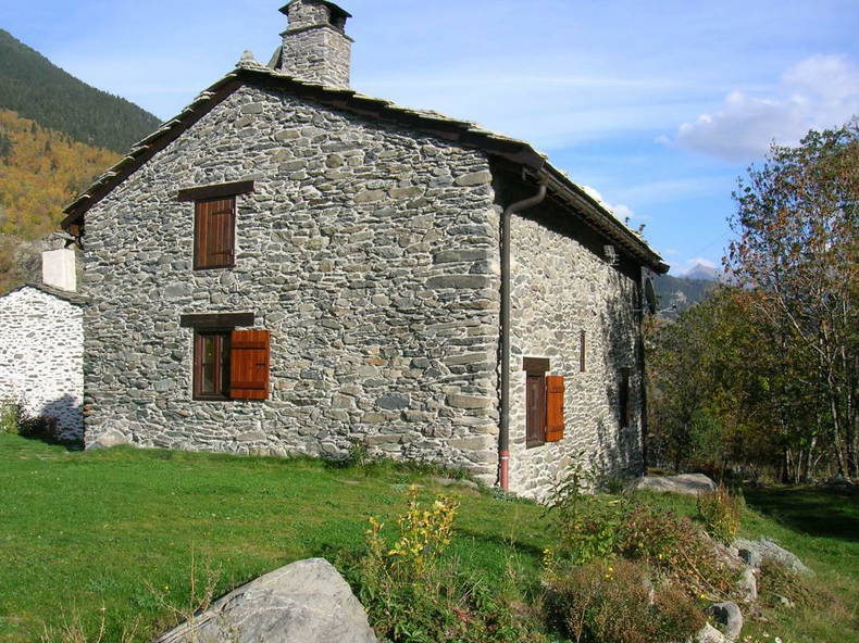 Entire Home Columbia 71604-1