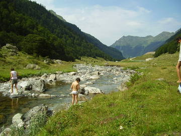 Entire Home Laruns 97424-10