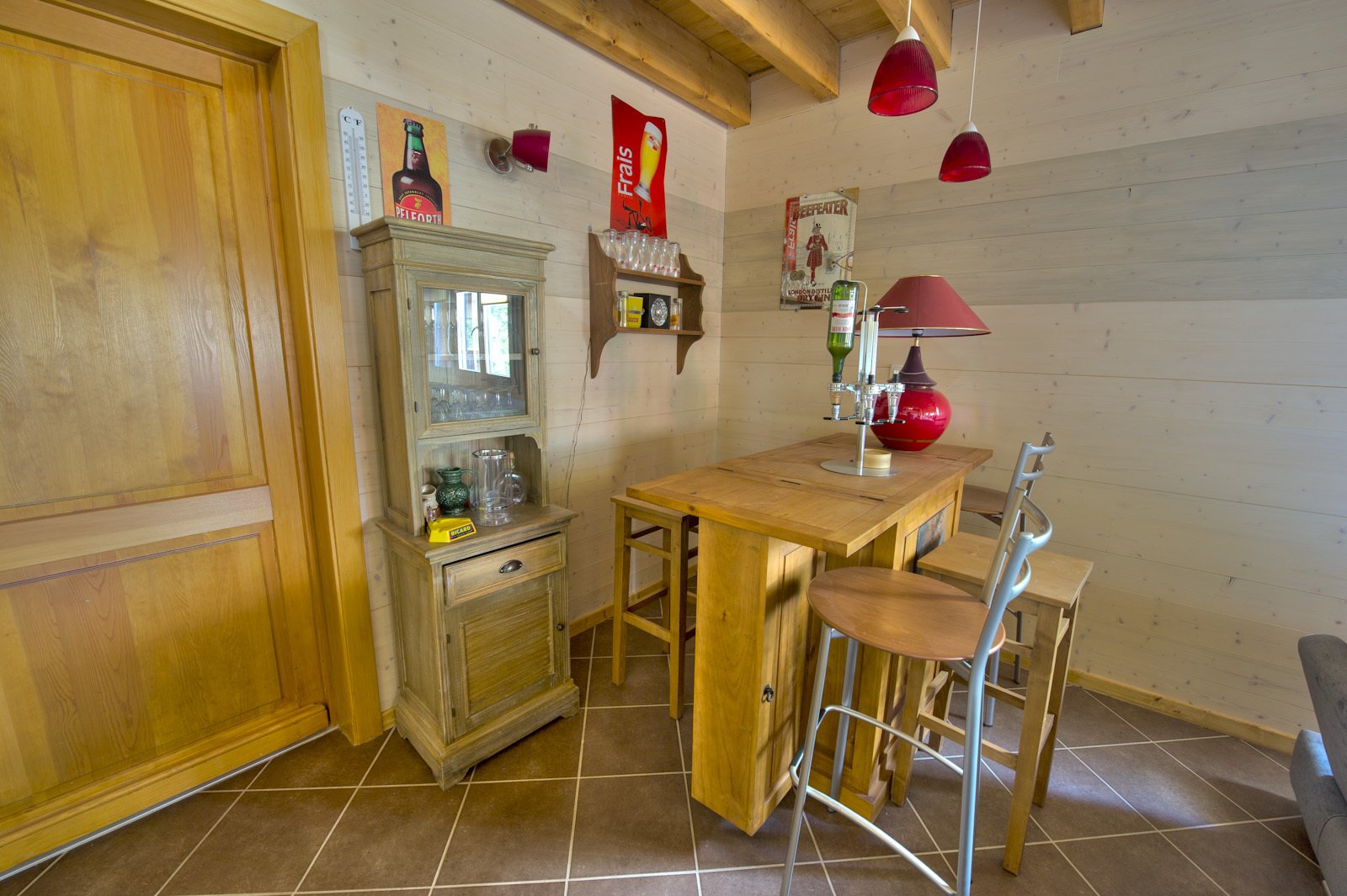 Onofhängeg Studio Dinozé 148937