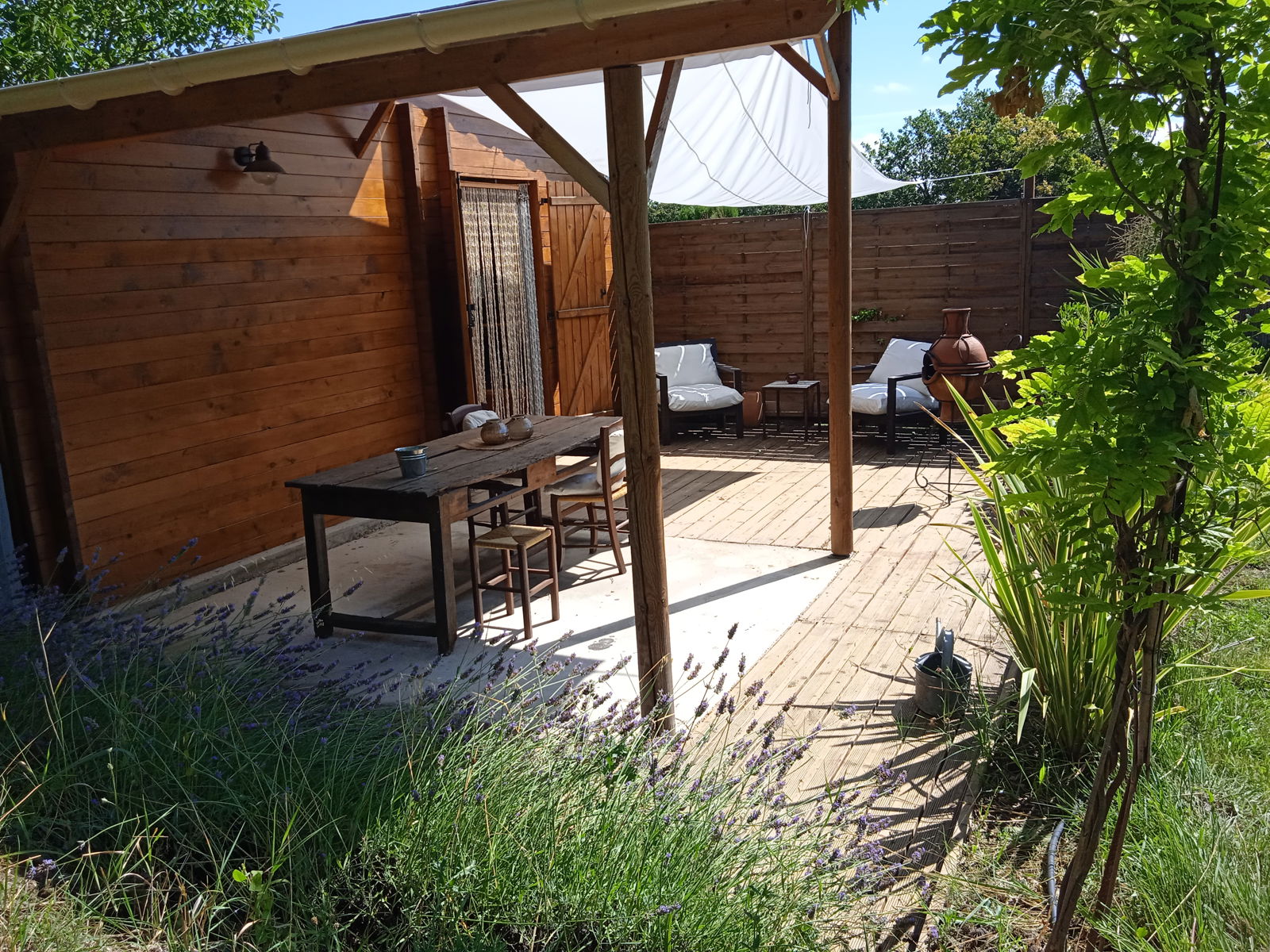 Entire Home Le Teil 195142