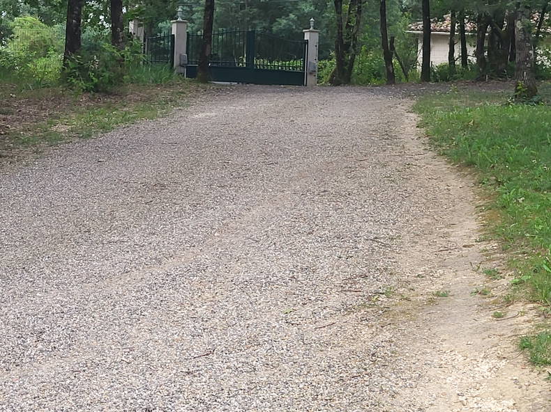 Logement Entier Fleurance 267723-2