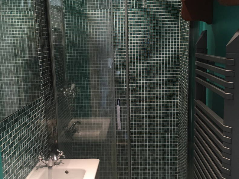 Entire Home Paris 259390-3