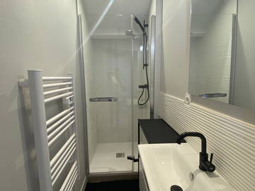 Colocation à louer à Vénissieux - photo 8-8
