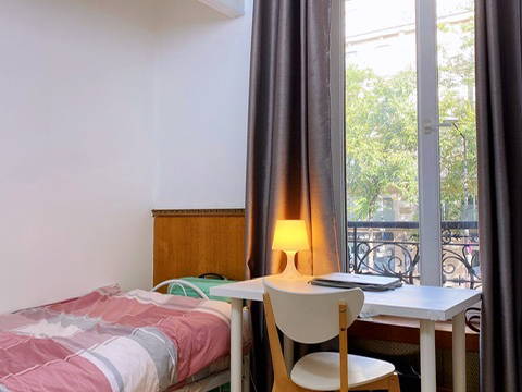 Chambre À Louer Paris 244092-1