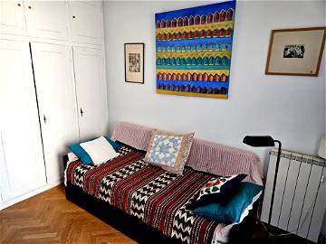 Room For Rent Marseille 381870-1