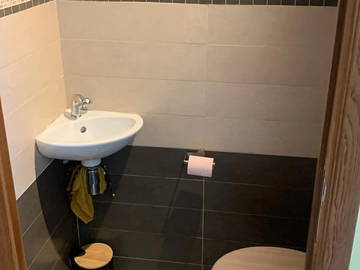 Chambre chez l'habitant à louer à Incourt - photo 10 : autre pièce-10