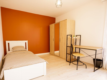 Roomlala | ★ Chambre 12m2 En Colocation Evry 91000 ★