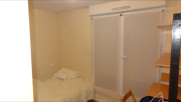 Hemvistelse Paris 281083