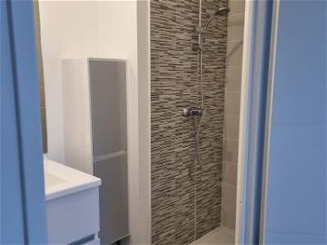 Roomlala | Chambre 15m2 avec douche privative