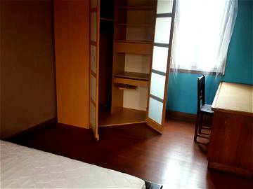 Roomlala | Chambre 18m2 meublée avec salle de bain privative