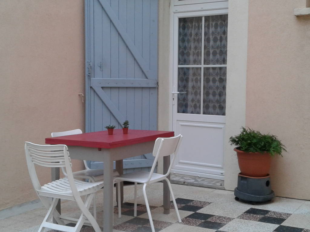 Quedarse En Casa Béziers 209393-1