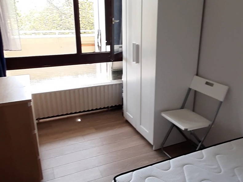 Kolokasie Ferney-Voltaire 230800-5