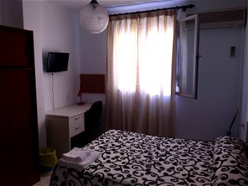 Private Room Málaga 235792-3