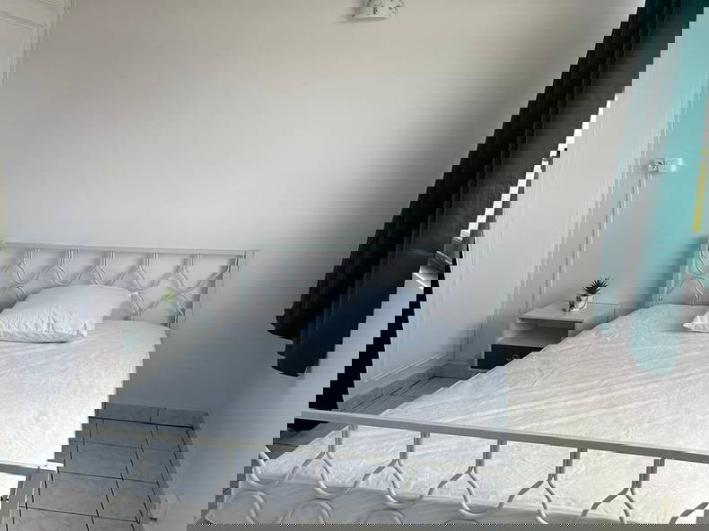 Kolokation Évry-Courcouronnes 488176-2