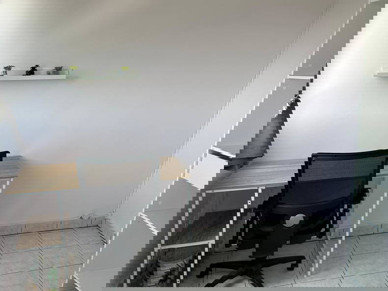 Kolokation Évry-Courcouronnes 488176-3