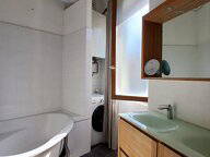 Chambre chez l'habitant à louer à Chambéry - photo 2 : salle de bain-2