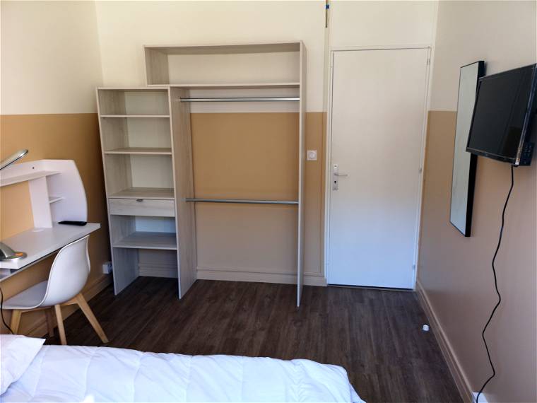 Room In The House Toulouse 226397-1