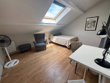 Colocation à louer à Vénissieux - photo 1 : chambre-1