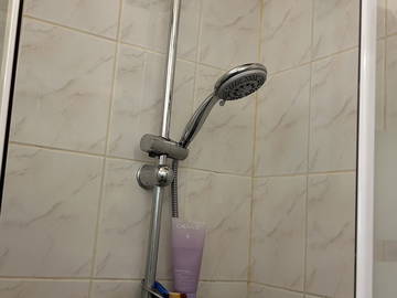 Homestay for rent in Gretz-Armainvilliers - photo 8: Bathroom-8