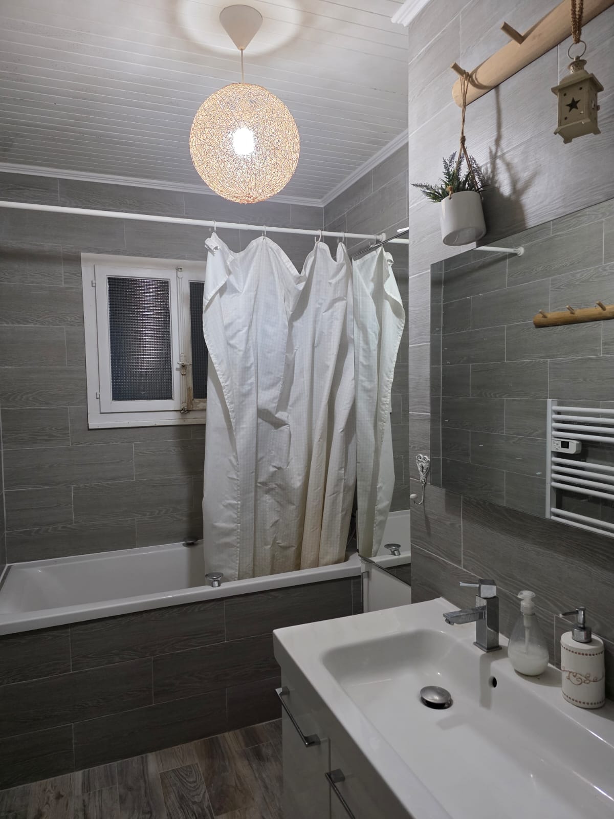 Chambre Chez L'habitant Gex 247536