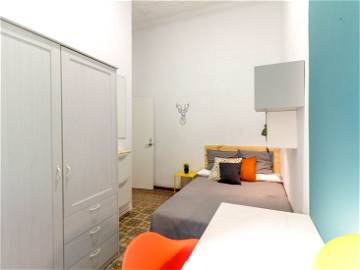 Room For Rent Barcelona 246003-1
