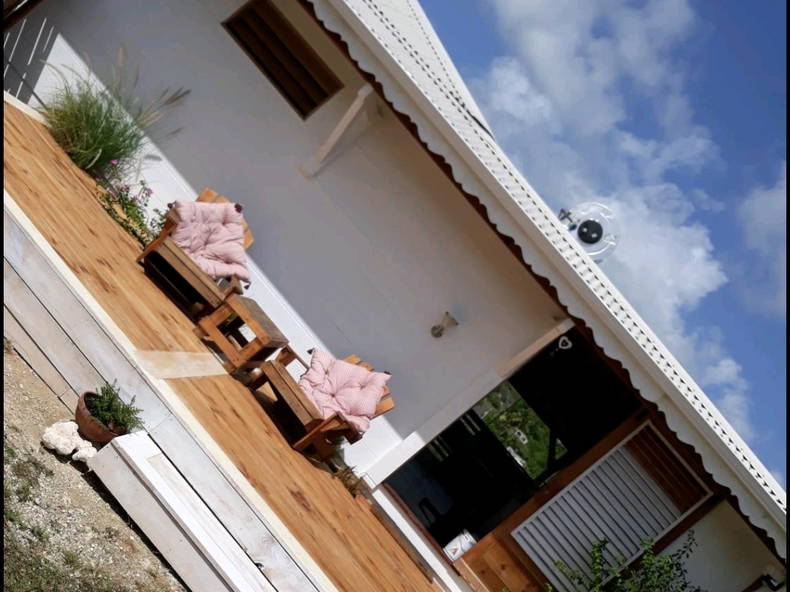 Logement Entier Grand-Bourg 232382-5