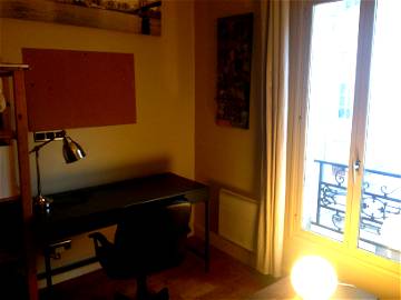 Room For Rent Paris 4026-1