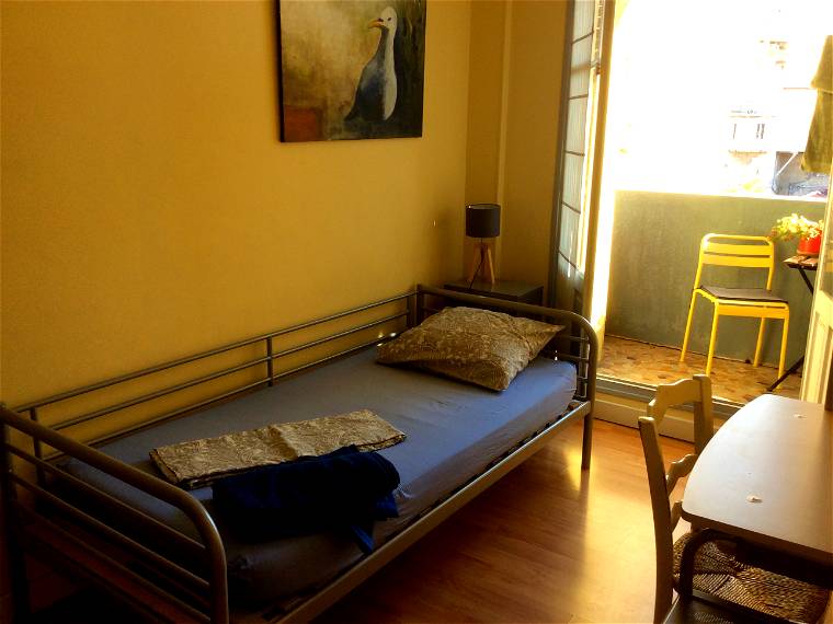 Zimmer Bei Einer Privatperson Marseille 12312-1