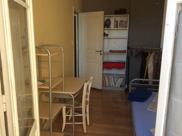 Room For Rent Marseille 12312