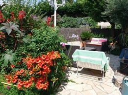 Gastgezin Toulon 19748