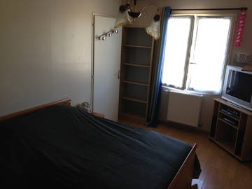 Room For Rent Savigny-Le-Temple 44501