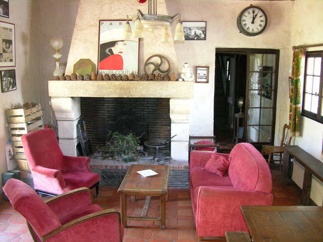 Chambre Chez L'habitant Sainte-Colombe-la-Commanderie 55164-3